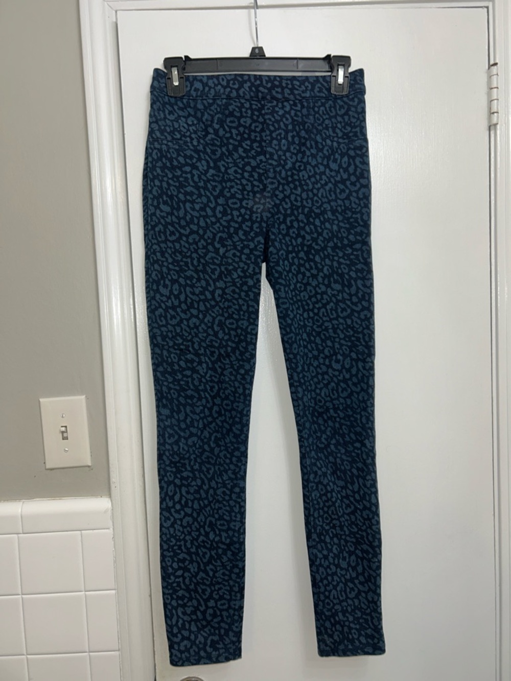 Spanx Navy Leopard Print Leggings